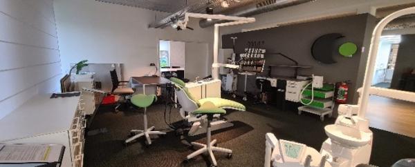 XO Flow standard showroom pale green